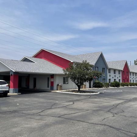 ホテル Ramada By Wyndham エフィングハム エクステリア 写真